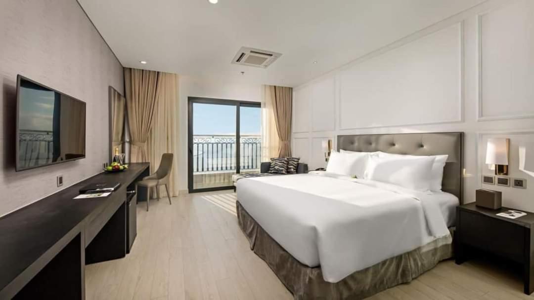 Khách sạn Golden With Sea View