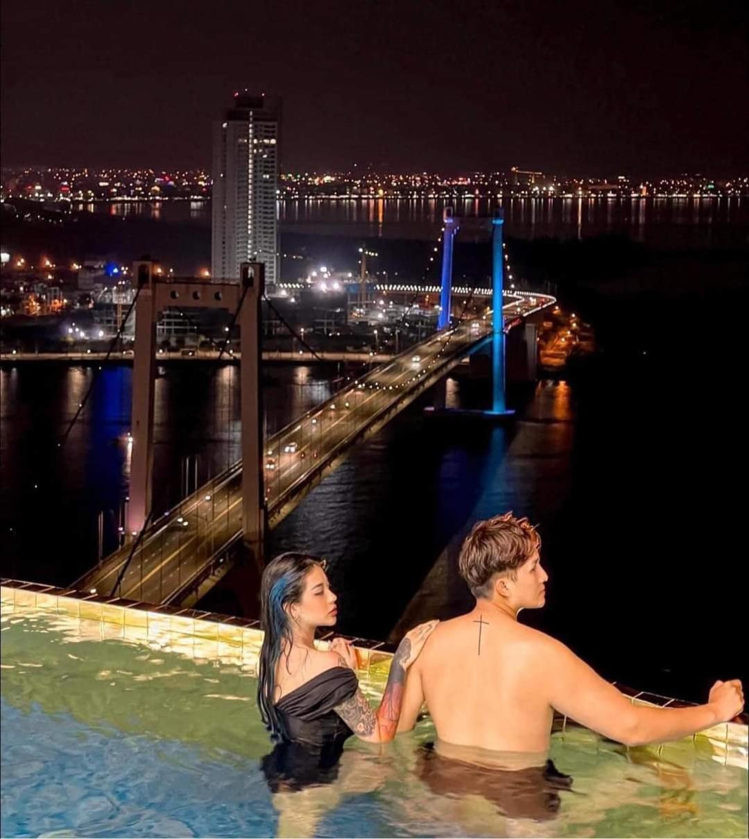 Golden With Sea View Khách sạn 5*