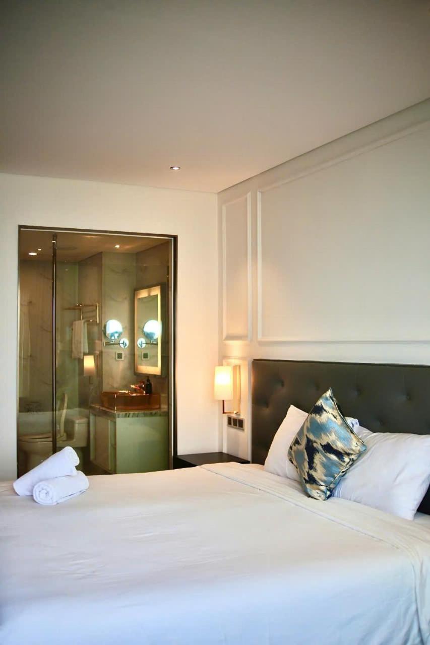 Golden With Sea View 5* Đà Nẵng